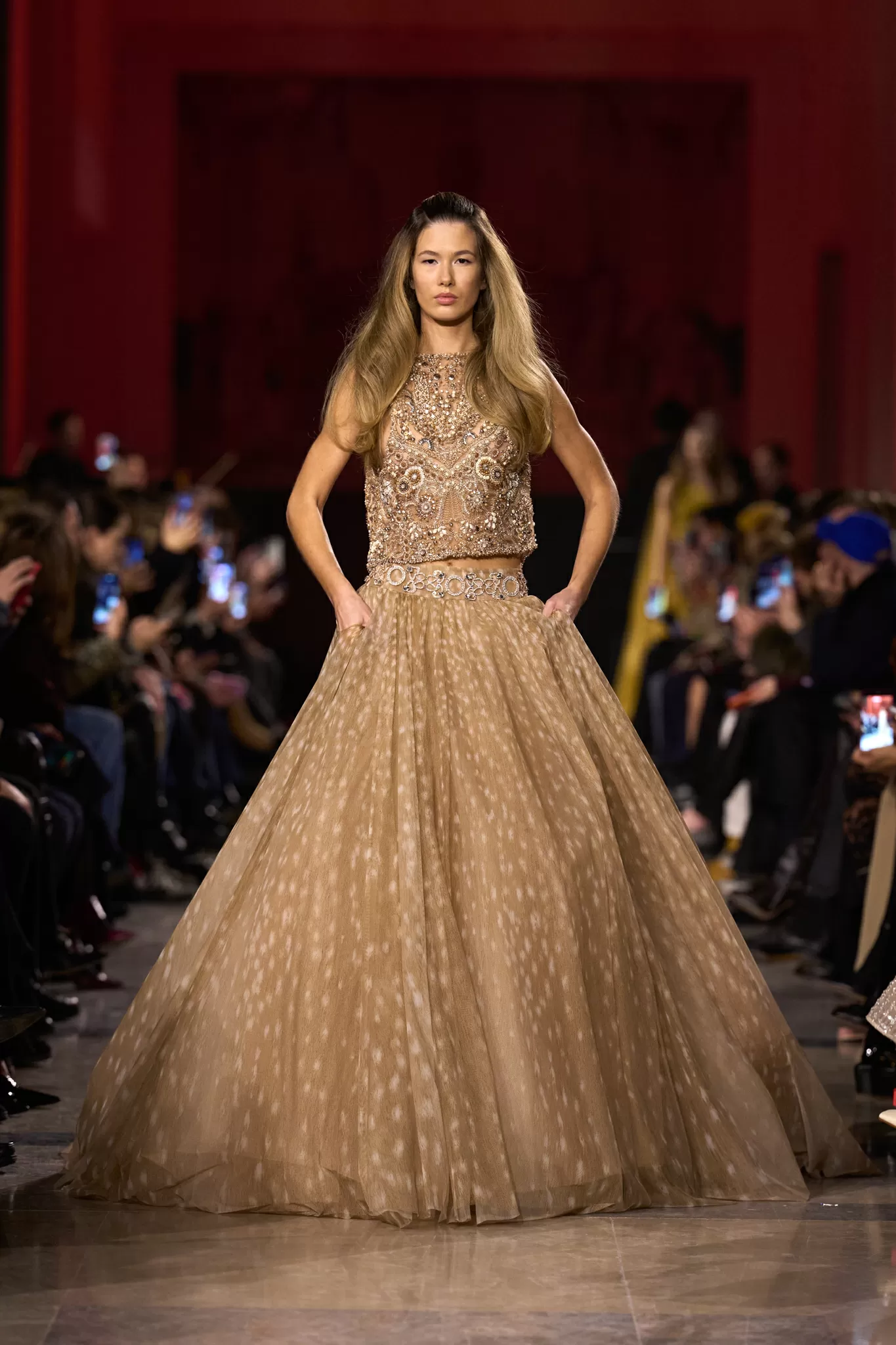 Elie Saab Couture Spring 2026: All That Glitters
