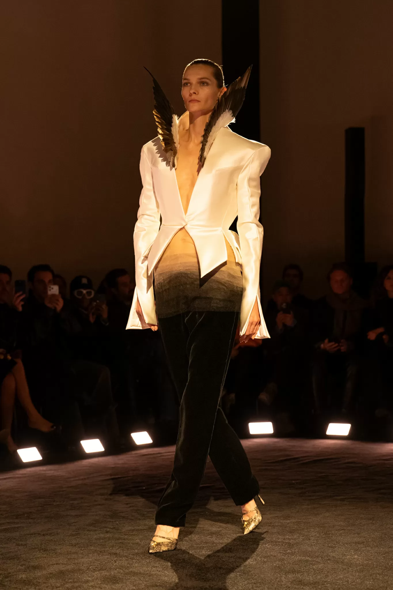 Schiaparelli Spring 2026 Couture: A Sting in the Tale