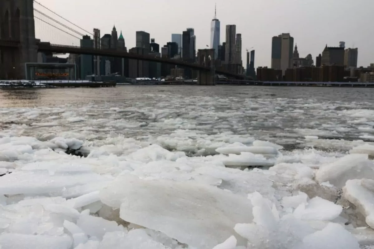 New York Braces For Major Snowstorm, Mayor Declares ‘State Of Emergency’, Travel Ban