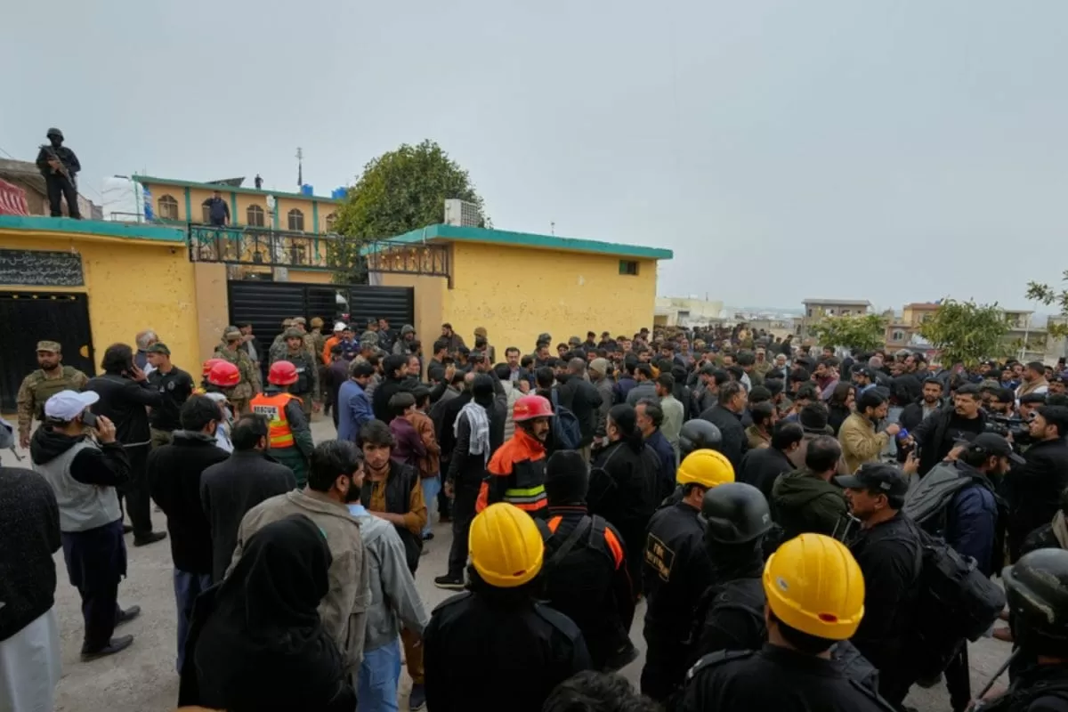 Pakistan Vows To Respond With 'Full Force' After Islamabad Suicide Blast, Blames Afghan Taliban