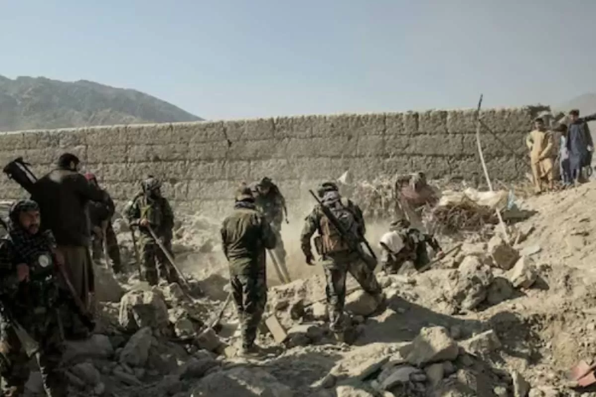 Afghan Taliban Claim Multi-Province Offensive Decimated Pakistani Border Outposts | Exclusive Details