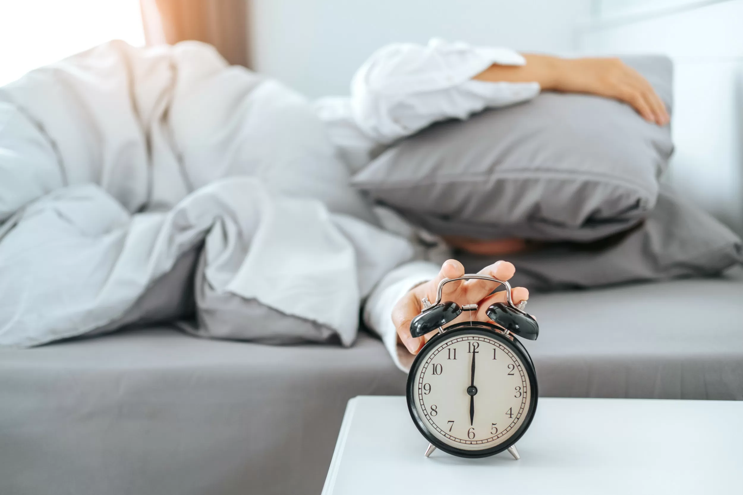 Bridesmaid Sets Alarm—What She Does Next Has Everyone 'Stress-Spiraling'