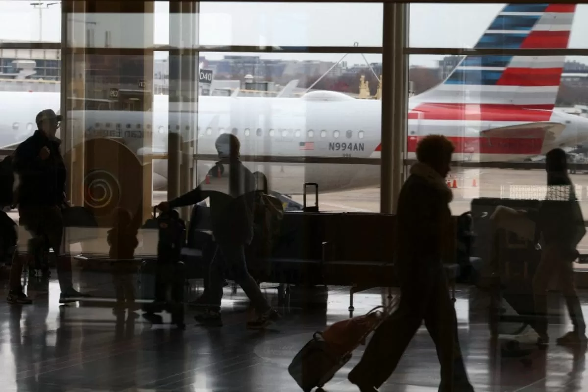 'Suspicious Package' At Reagan Airport Sparks Chaos: Passengers Evacuated From Concourse