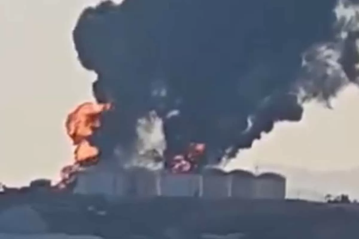 Iranian Drones Strike Oil Storage Facilities At Oman's Port Of Salalah | Video