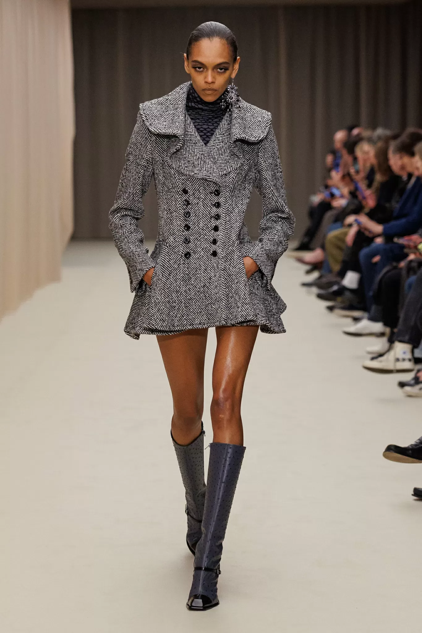 McQueen Fall 2026: Valley of the Dolls
