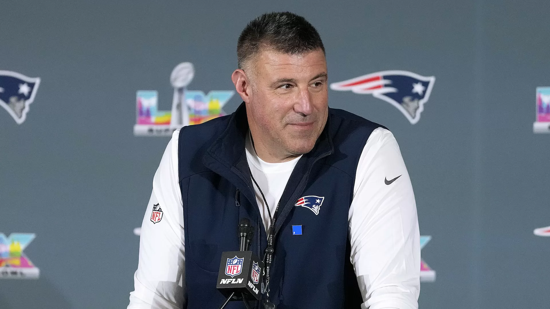 NFL Trade Pitch Sees Patriots Make Blockbuster Deal for Pro Bowl Playmaker