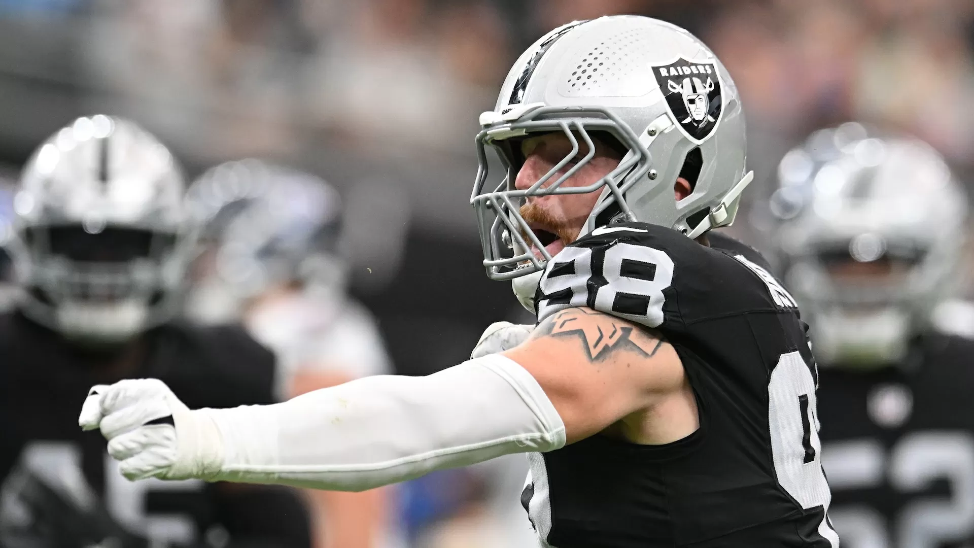 Maxx Crosby Gets Candid on Nullified Trade Amid Patriots Rumors