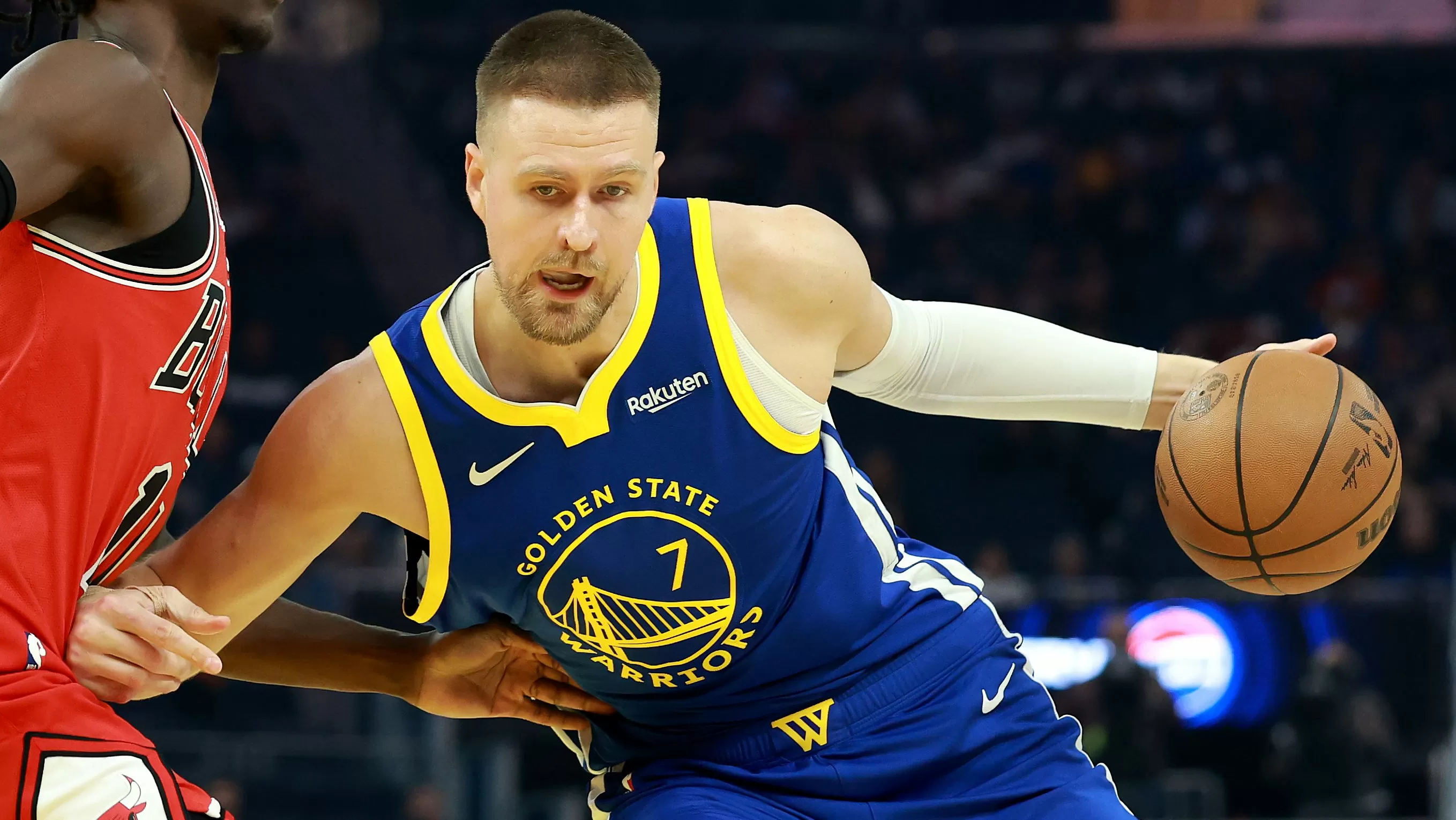 Warriors Announce Kristaps Porzingis News as Stephen Curry Return Looms