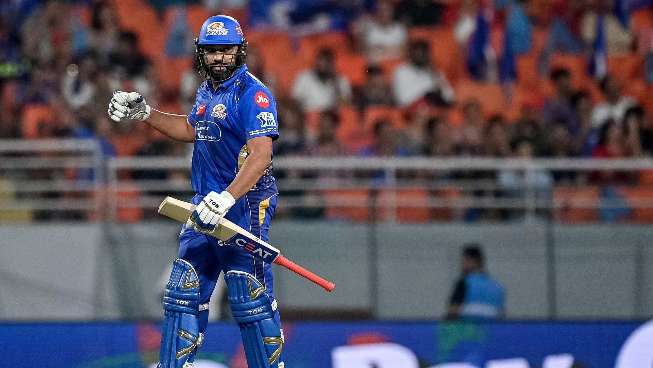 IPL Live: Who Will Win Today’s MI vs DC Match? 3rd Wicket Falls