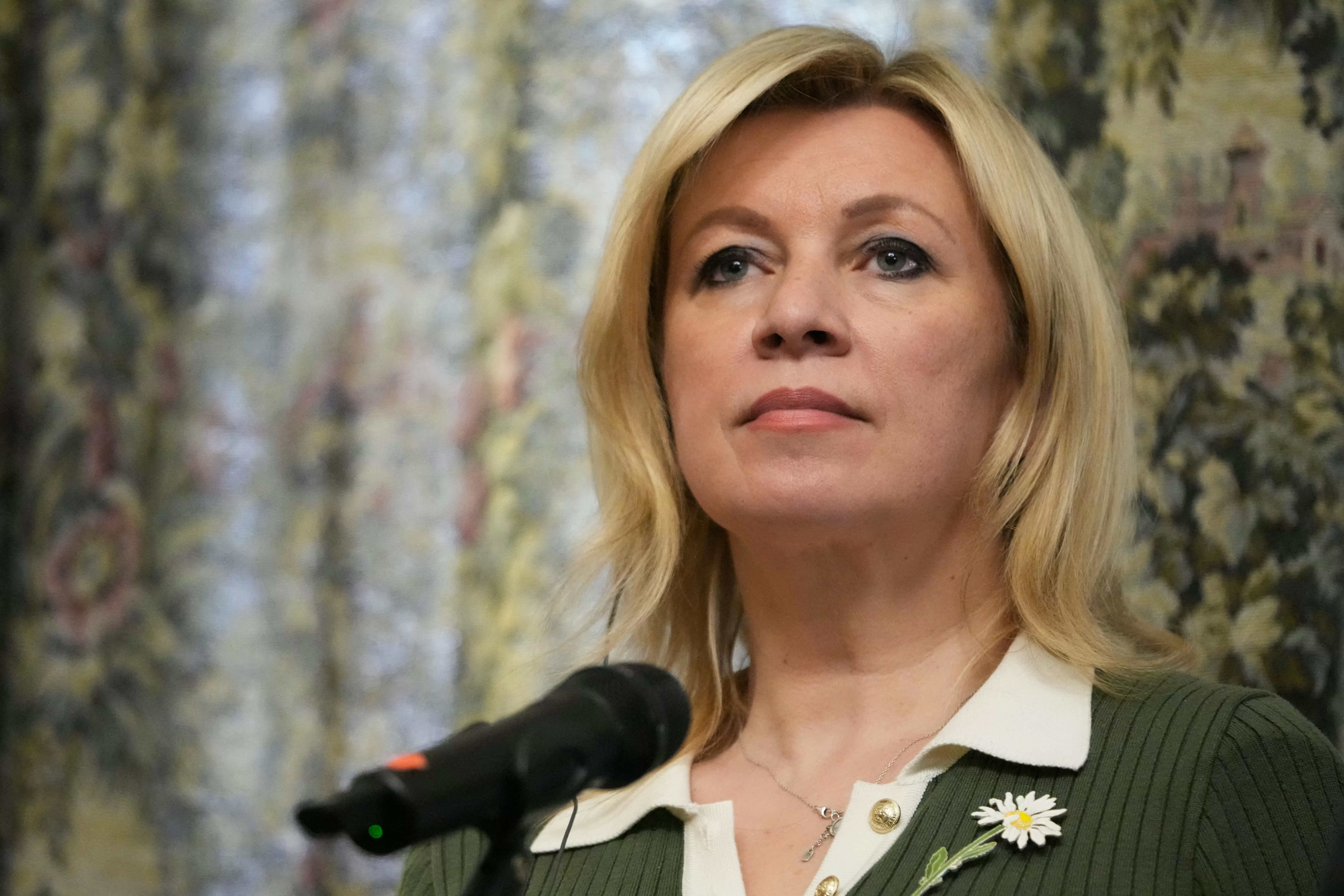 Russia Responds to Trump's Iran Ceasefire: 'Crushing Defeat'