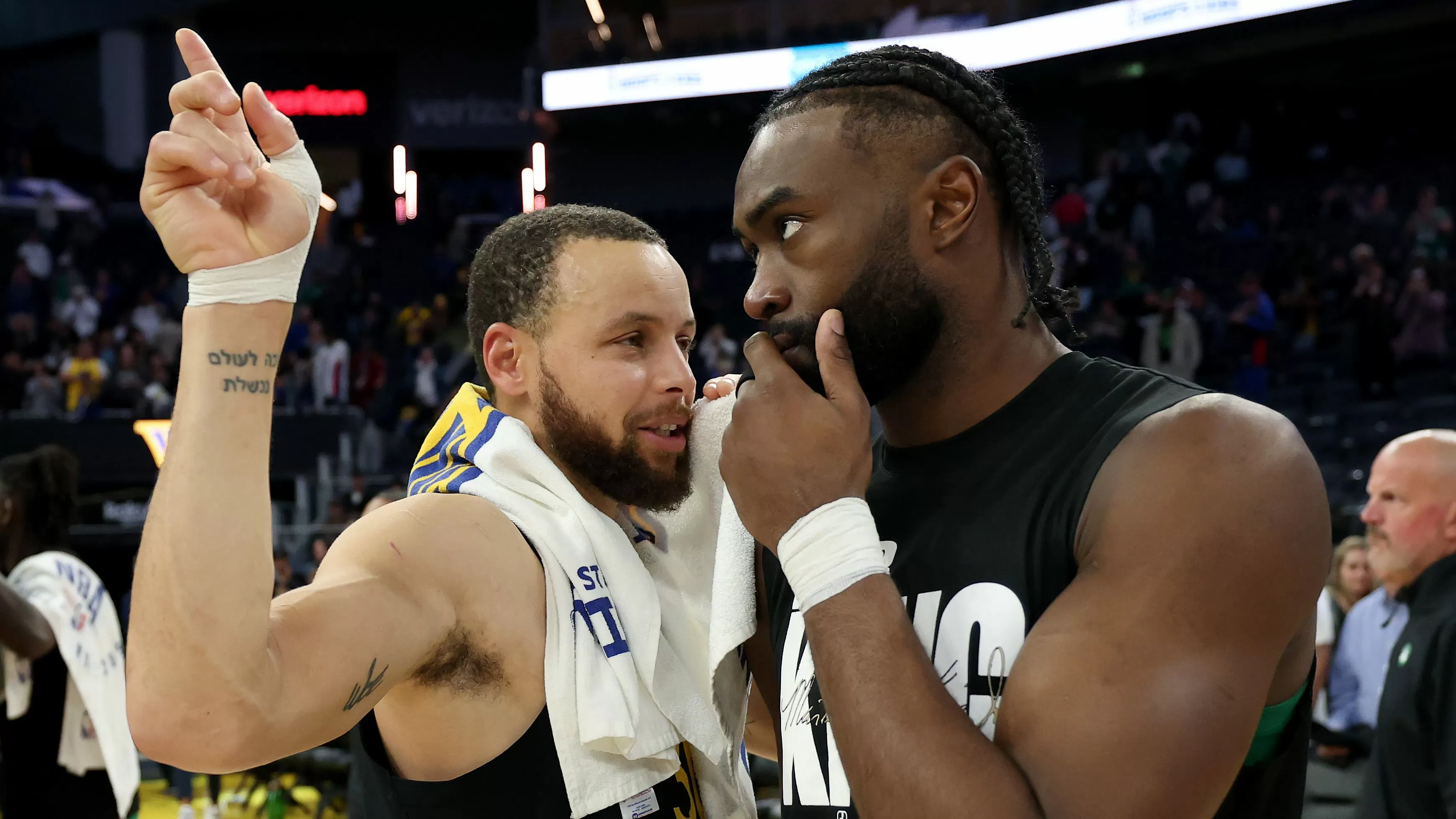 Warriors’ Steph Curry Gets Notable Admission From Jaylen Brown