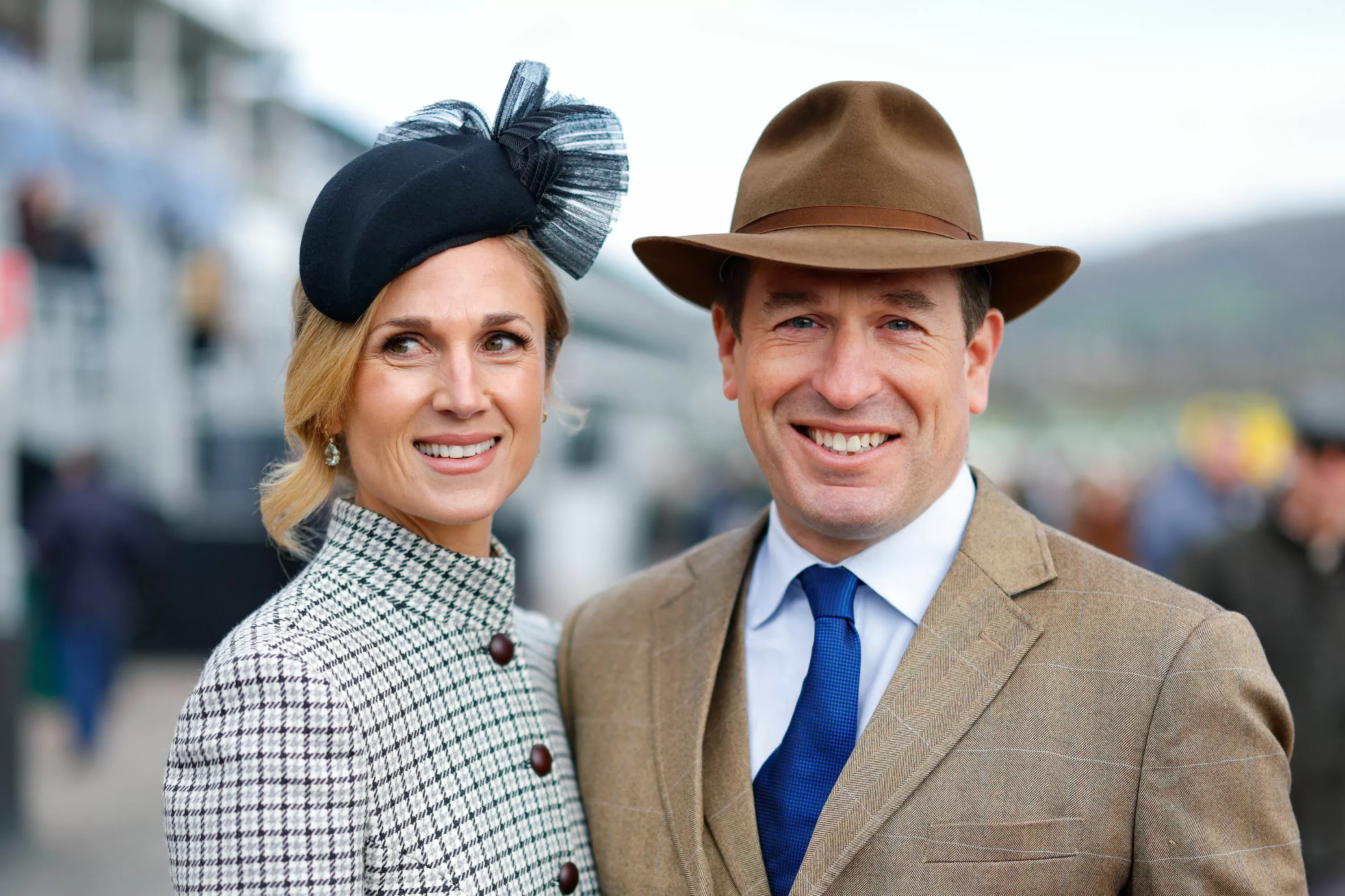 King and William Told of Royal Wedding—But Will Harry Get an Invite?